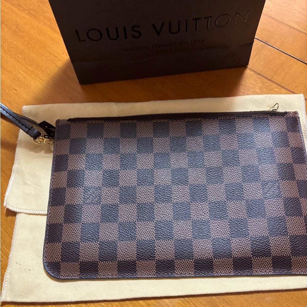 Louis Vuitton Neverfull MM Pouch Damier Ebene - Picture 5 of 7